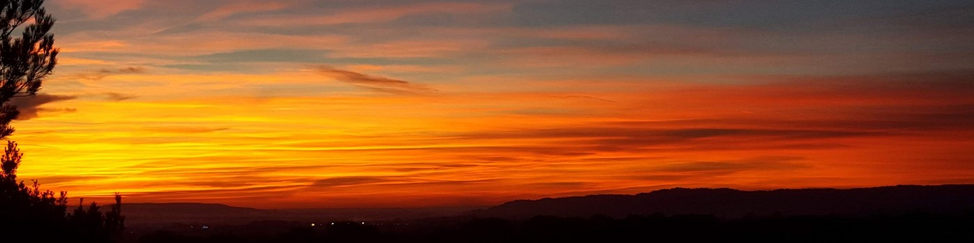 Les Terrasses-Coucher_de_soleil-Panoramique.jpg